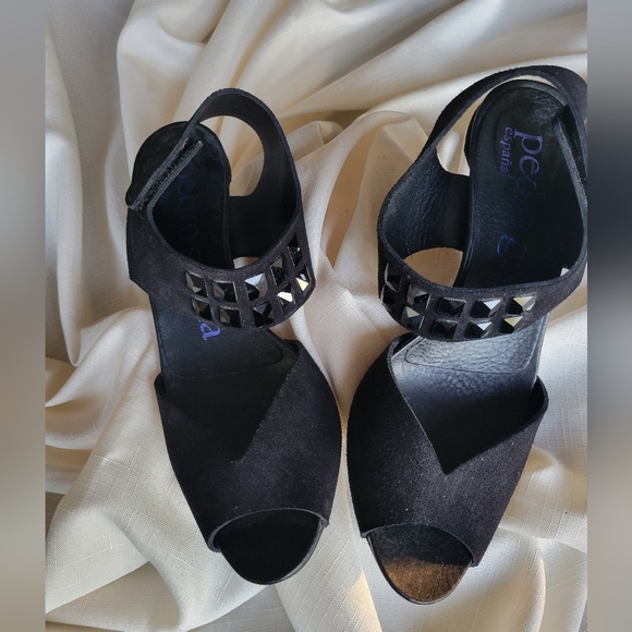 NWOT, PEDRO GARCIA, Black Suede Heel, 38 1/2 - Picture 6 of 11